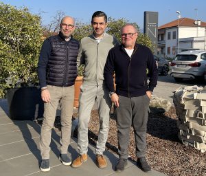 Mek sales director & Italian distributors carry out tour of Italy to meet existing & prospective AOI customers